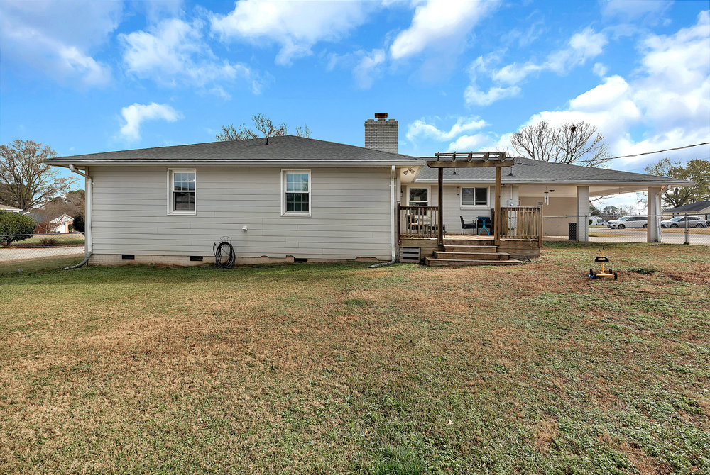 Anderson, South Carolina 29621, United States, 3 Bedrooms Bedrooms, ,3 BathroomsBathrooms,Residential,Active,254014