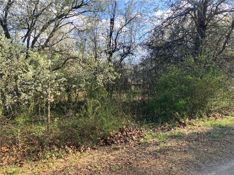 Vacant Land For Sale - 71-A Hicks Drive<br/> Starr, SC 29684
