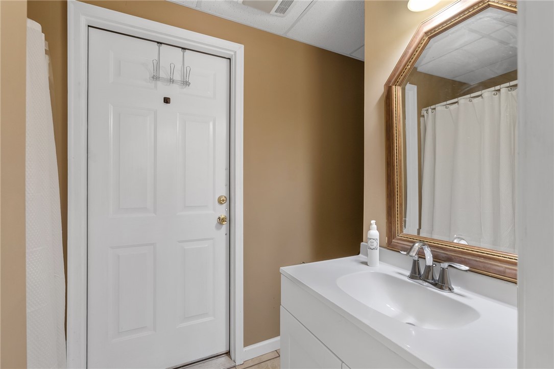 700-3 Captains Cove Court, Salem, South Carolina image 19