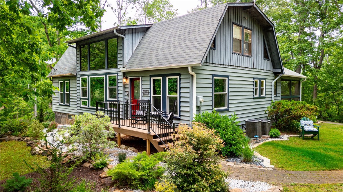 220 Family Drive, Seneca, South Carolina image 1