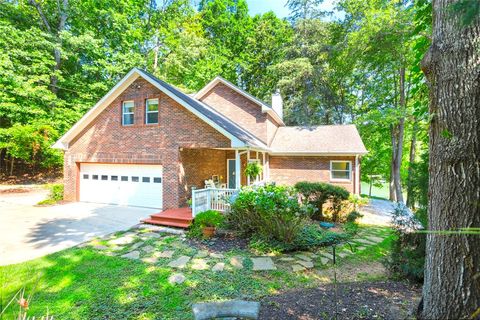 Photo of 200 Mullins Ford Landing Road, Westminster, SC 29693 (MLS # 20300402)