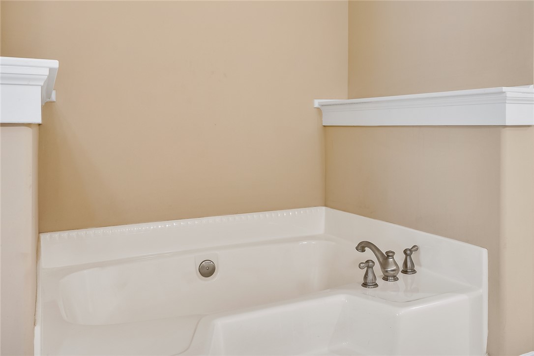 Anderson, South Carolina 29626, United States, 3 Bedrooms Bedrooms, ,3 BathroomsBathrooms,Residential,Active,183528