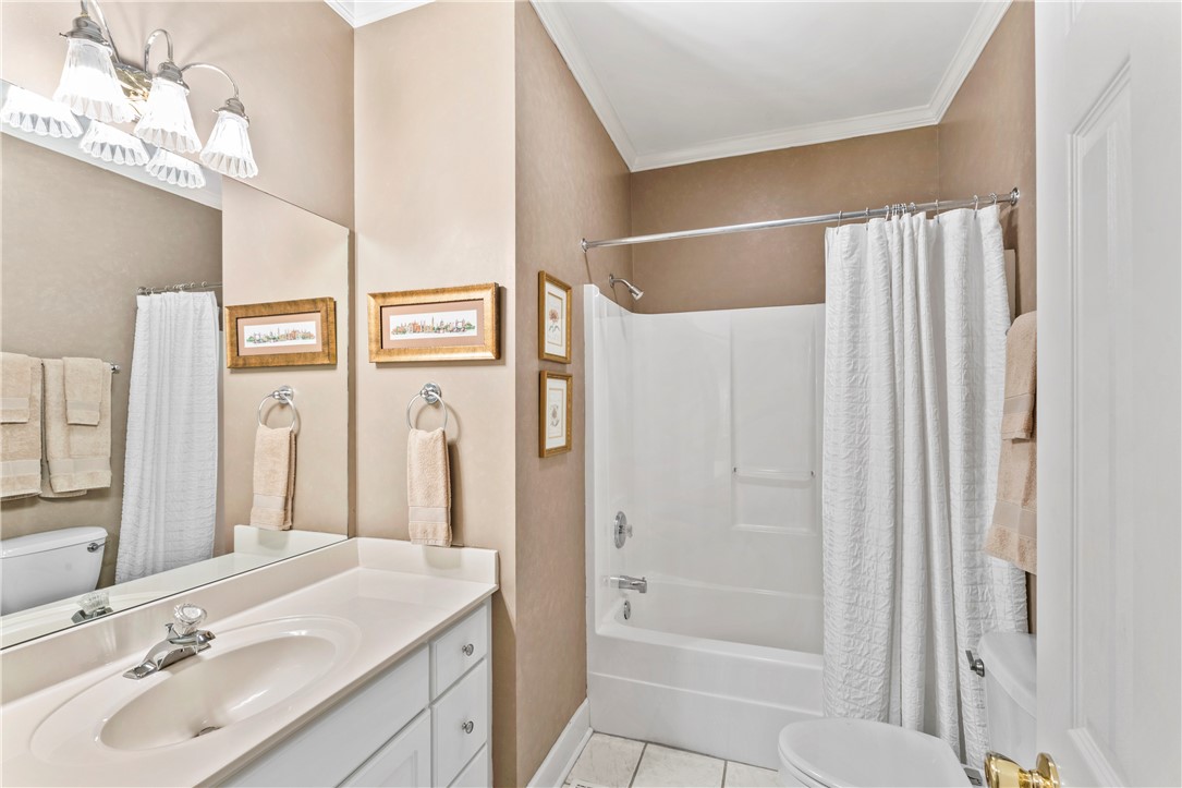 Anderson, South Carolina 29621, United States, 4 Bedrooms Bedrooms, ,4 BathroomsBathrooms,Residential,Active,200316