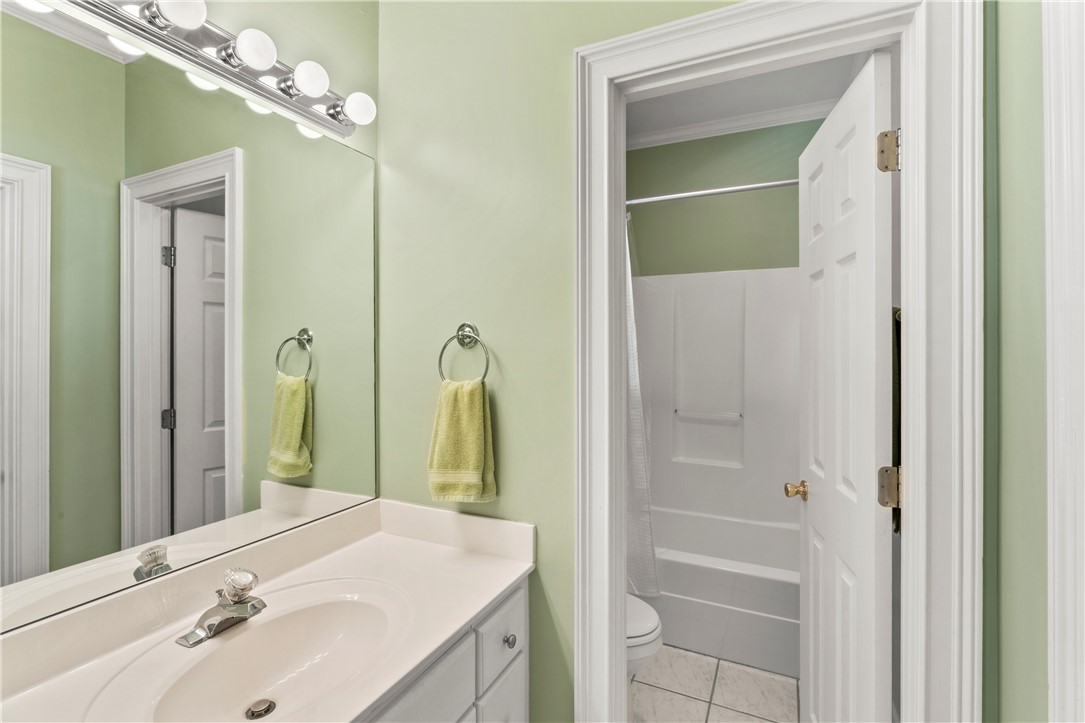 Anderson, South Carolina 29621, United States, 4 Bedrooms Bedrooms, ,4 BathroomsBathrooms,Residential,Active,200316