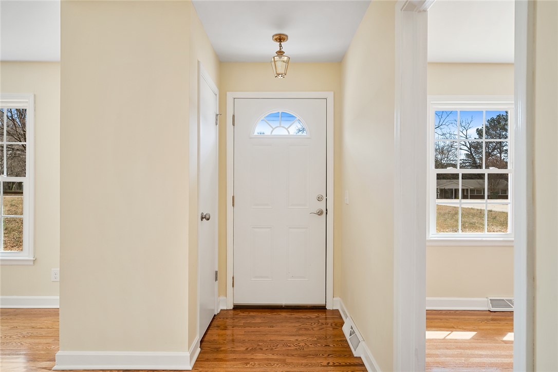 24 Joy Circle, Walhalla, South Carolina image 2