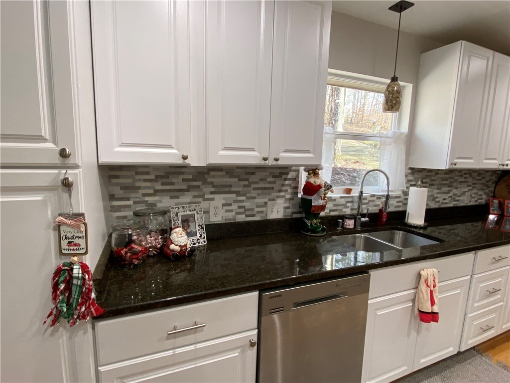101 N Foxglove Road, Westminster, South Carolina image 7