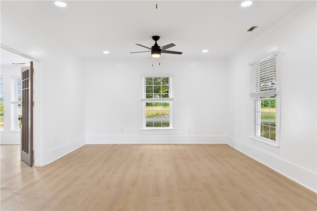 701 S Townville Street, Seneca, South Carolina image 19