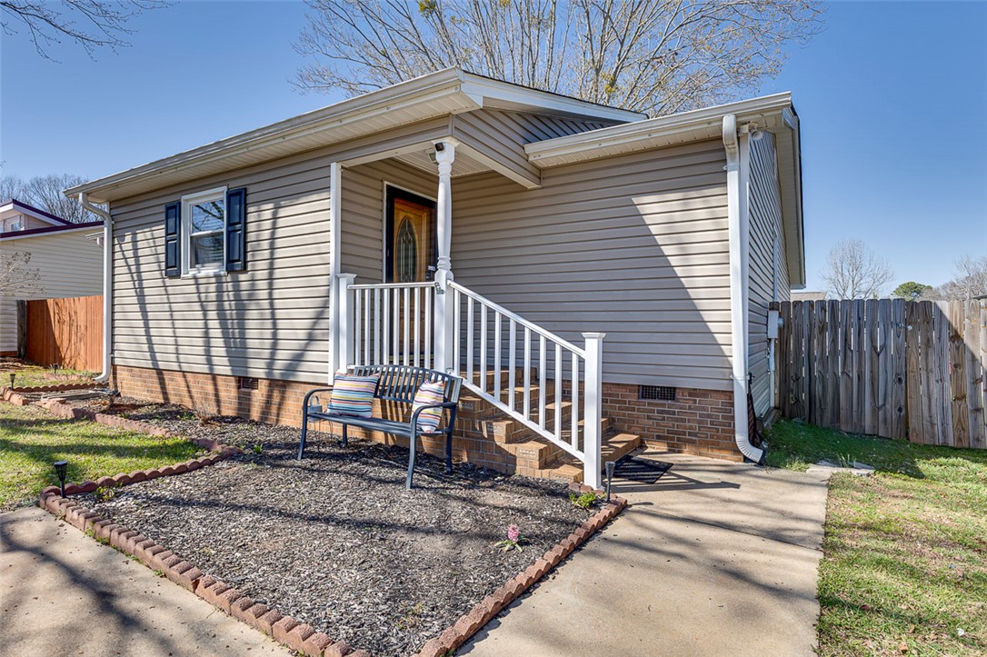 106 Terrace Road, Easley, South Carolina image 1