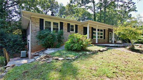 Homes For Sale - 223 N Dogwood Drive<br/> Walhalla, SC 29691