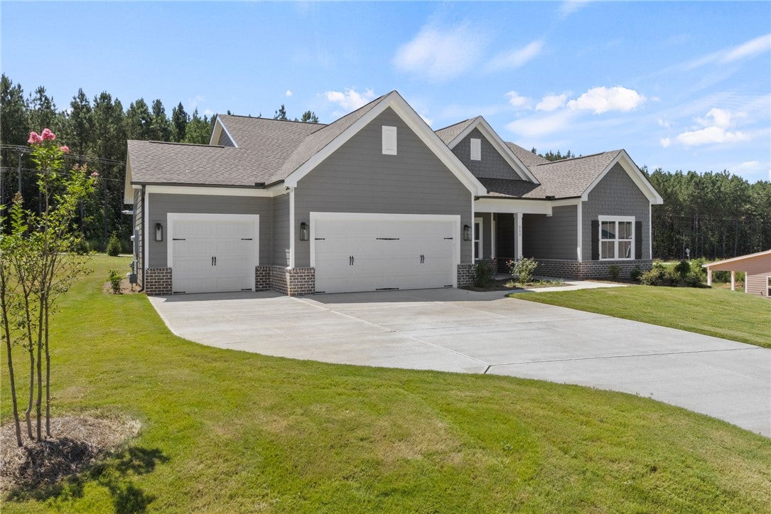 111 Nannies Circle