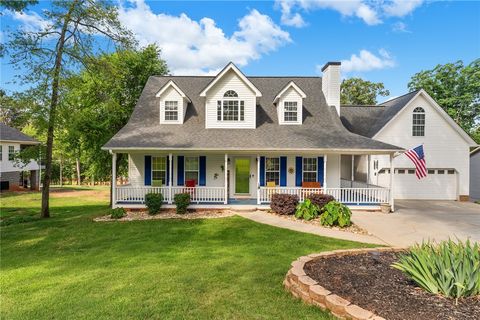 Photo of 223 Waites Lane, Anderson, SC 29626 (MLS # 20301937)