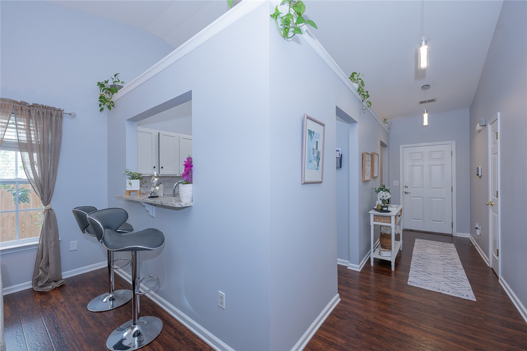 206 Manhassett Court, Greenville, South Carolina image 3
