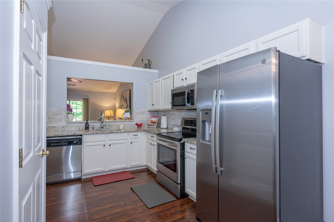 206 Manhassett Court, Greenville, South Carolina image 7