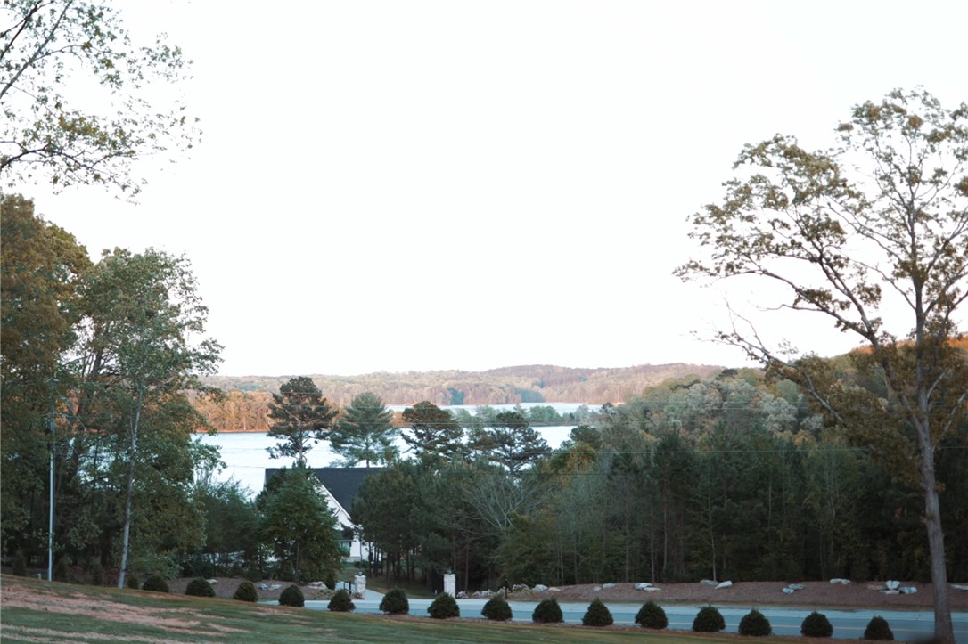 1359 Martin Creek Road, Seneca, South Carolina image 2