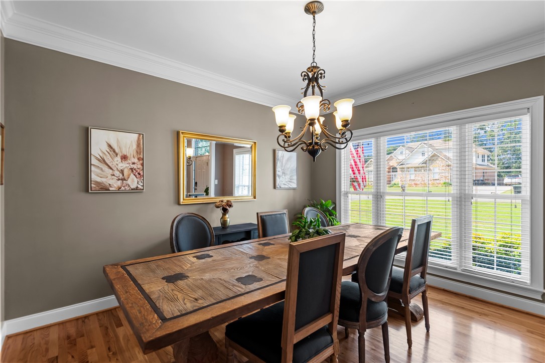 Anderson, South Carolina 29621, United States, 4 Bedrooms Bedrooms, ,3 BathroomsBathrooms,Residential,Pending,210673