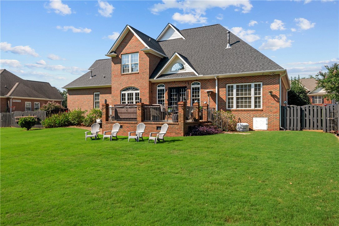 Anderson, South Carolina 29621, United States, 4 Bedrooms Bedrooms, ,3 BathroomsBathrooms,Residential,Pending,210673