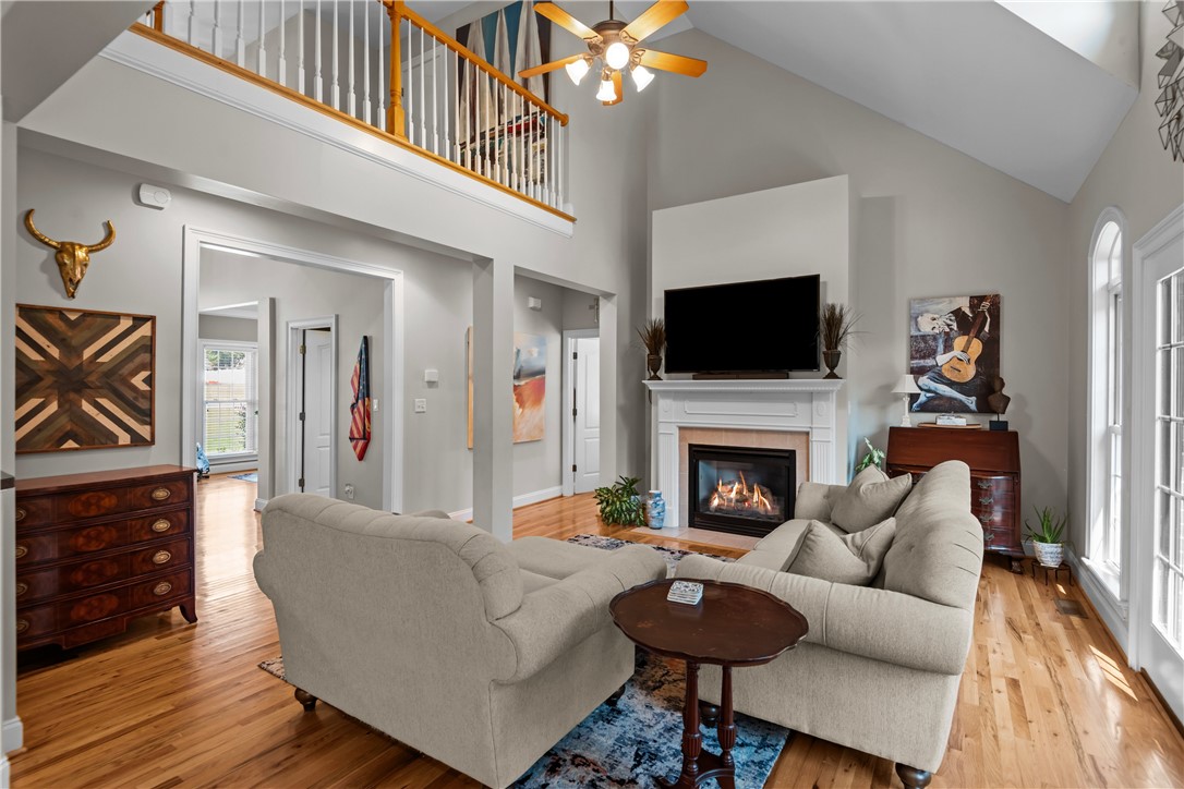 Anderson, South Carolina 29621, United States, 4 Bedrooms Bedrooms, ,3 BathroomsBathrooms,Residential,Pending,210673