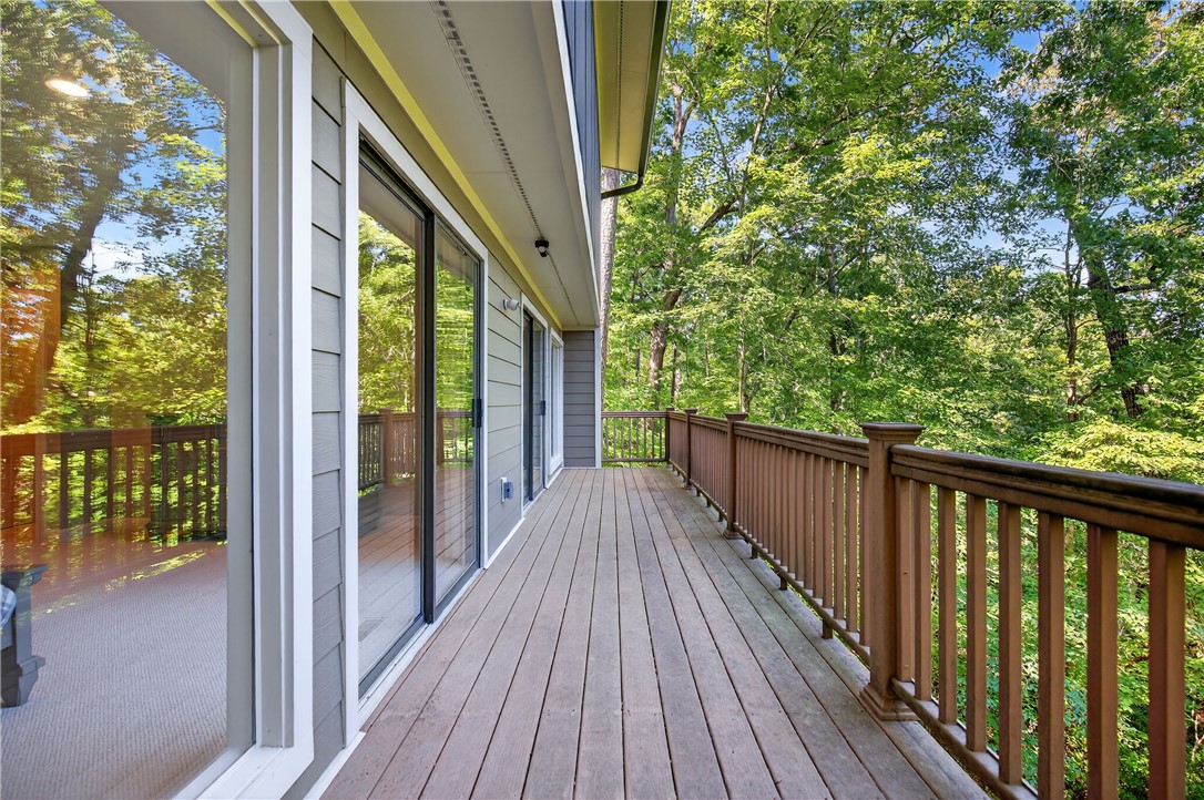 Salem, South Carolina 29676, United States, 3 Bedrooms Bedrooms, ,4 BathroomsBathrooms,Residential,Active,203973