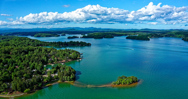 Salem, South Carolina 29676, United States, 3 Bedrooms Bedrooms, ,4 BathroomsBathrooms,Residential,Active,203973