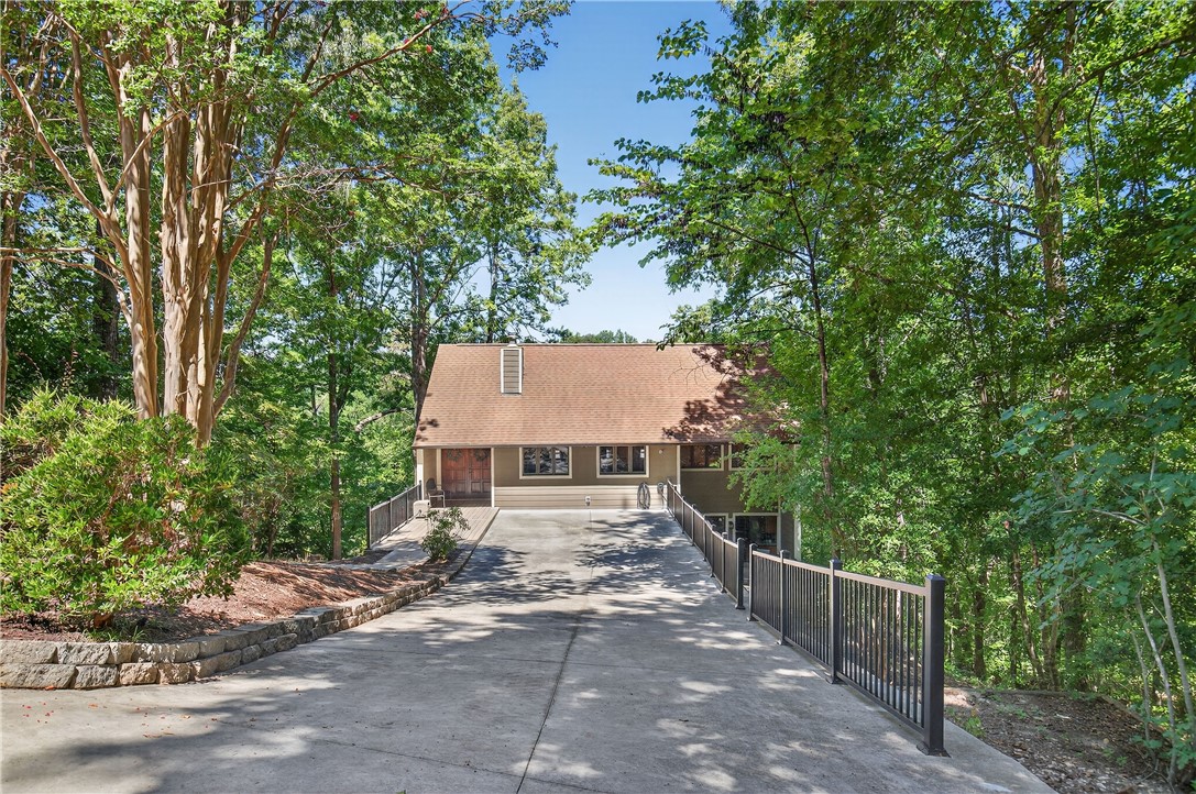 Salem, South Carolina 29676, United States, 3 Bedrooms Bedrooms, ,4 BathroomsBathrooms,Residential,Active,203973