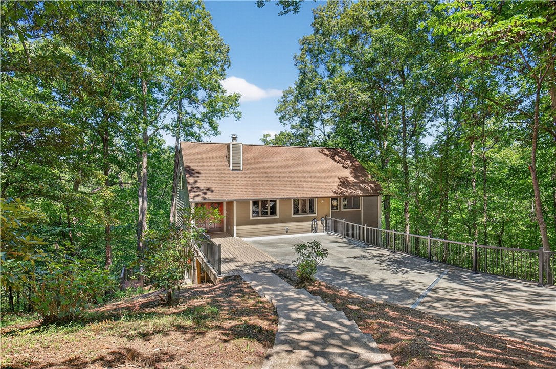 Salem, South Carolina 29676, United States, 3 Bedrooms Bedrooms, ,4 BathroomsBathrooms,Residential,Active,203973