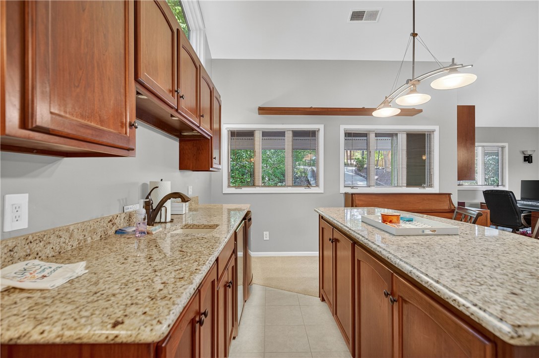 Salem, South Carolina 29676, United States, 3 Bedrooms Bedrooms, ,4 BathroomsBathrooms,Residential,Active,203973