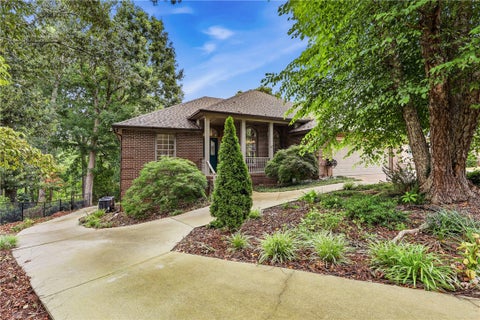 Photo of 102 Pier Thirty Three, Townville, SC 29689 (MLS # 20304410)