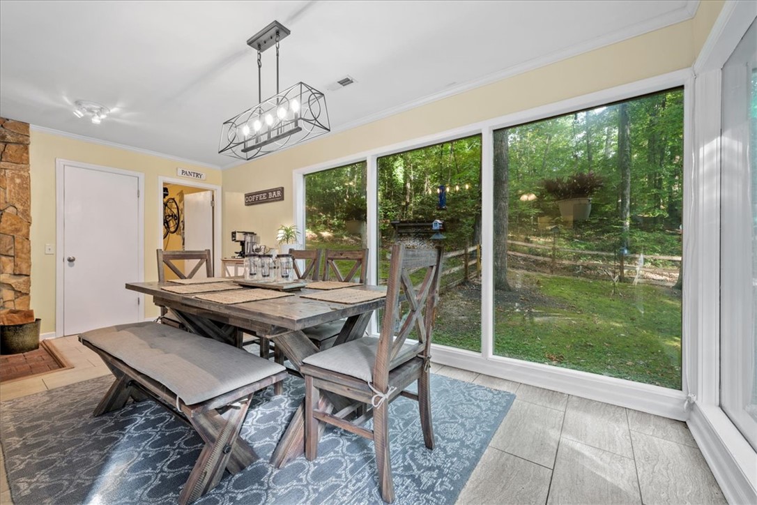 Pendleton, South Carolina 29670, United States, 3 Bedrooms Bedrooms, ,2 BathroomsBathrooms,Residential,Pending,176373