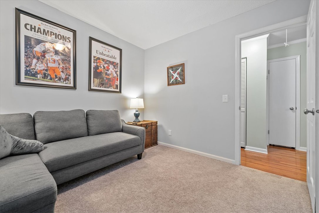 Pendleton, South Carolina 29670, United States, 3 Bedrooms Bedrooms, ,2 BathroomsBathrooms,Residential,Pending,176373