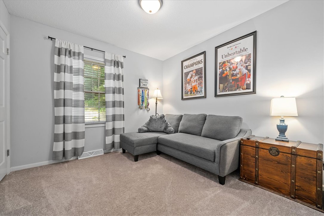 Pendleton, South Carolina 29670, United States, 3 Bedrooms Bedrooms, ,2 BathroomsBathrooms,Residential,Pending,176373