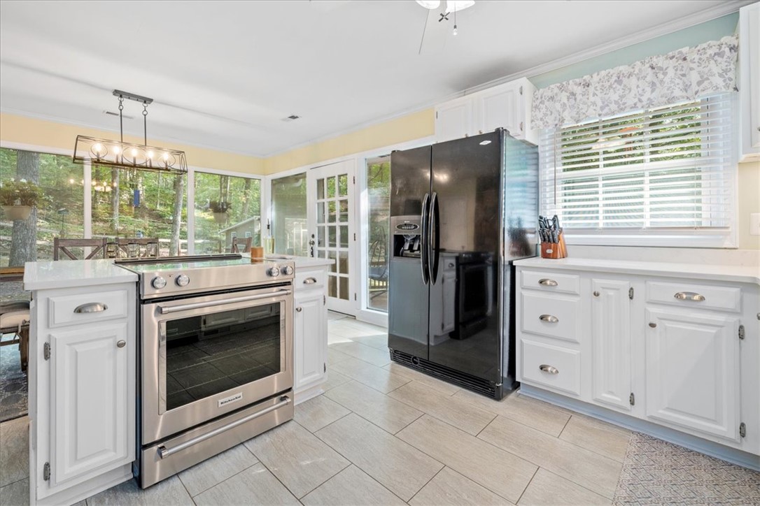 Pendleton, South Carolina 29670, United States, 3 Bedrooms Bedrooms, ,2 BathroomsBathrooms,Residential,Pending,176373