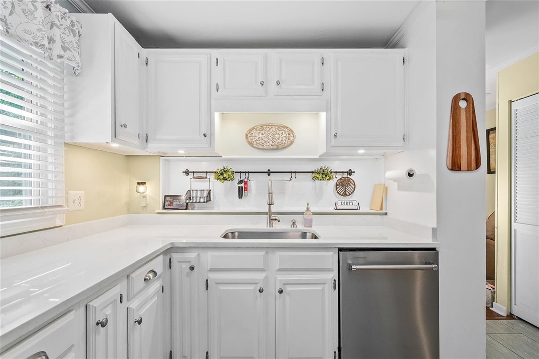 Pendleton, South Carolina 29670, United States, 3 Bedrooms Bedrooms, ,2 BathroomsBathrooms,Residential,Pending,176373