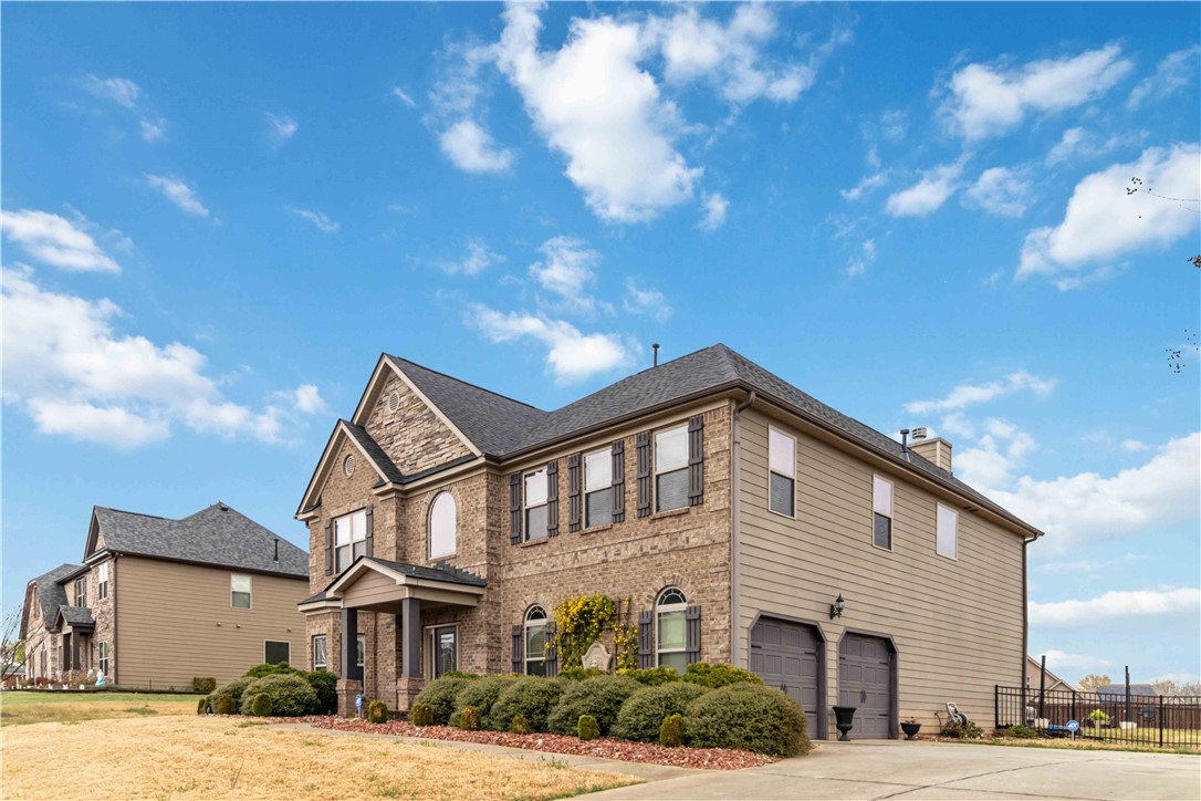 195 Harbrooke Circle, Greer, South Carolina image 4