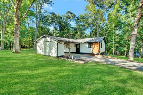 Photo of 237 Earle Road, Central, SC 29630 (MLS # 20304206)