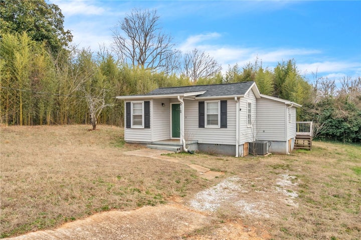 Photo 1 of 21 — 5 Bagwell Avenue, Greenville, SC 29611