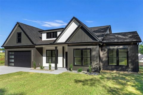 Photo of 162 Refuge Church Road, Central, SC 29630 (MLS # 20293614)