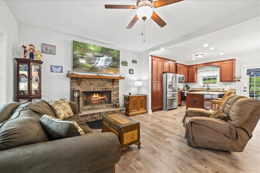 308 Mt. Bay Drive, Westminster, South Carolina image 6