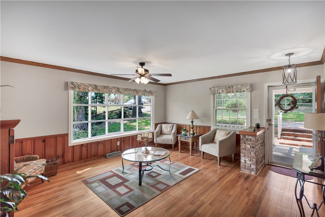 Anderson, South Carolina 29621, United States, 3 Bedrooms Bedrooms, ,2 BathroomsBathrooms,Residential,Active,159999