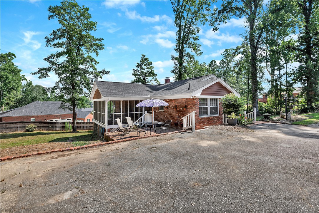 Anderson, South Carolina 29621, United States, 3 Bedrooms Bedrooms, ,2 BathroomsBathrooms,Residential,Active,159999