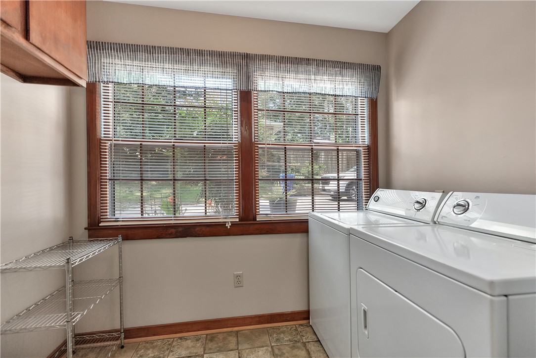 Anderson, South Carolina 29621, United States, 3 Bedrooms Bedrooms, ,2 BathroomsBathrooms,Residential,Active,159999