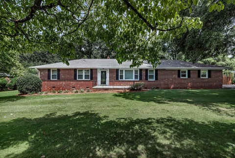 Photo of 200 Edgebrook Drive, Anderson, SC 29621 (MLS # 20305310)