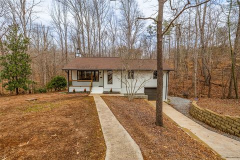 Photo of 102 Blossom Court, Westminster, SC 29693 (MLS # 20296880)