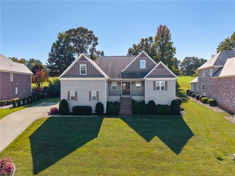 Photo of 130 Turnberry Road, Anderson, SC 29621 (MLS # 20307251)