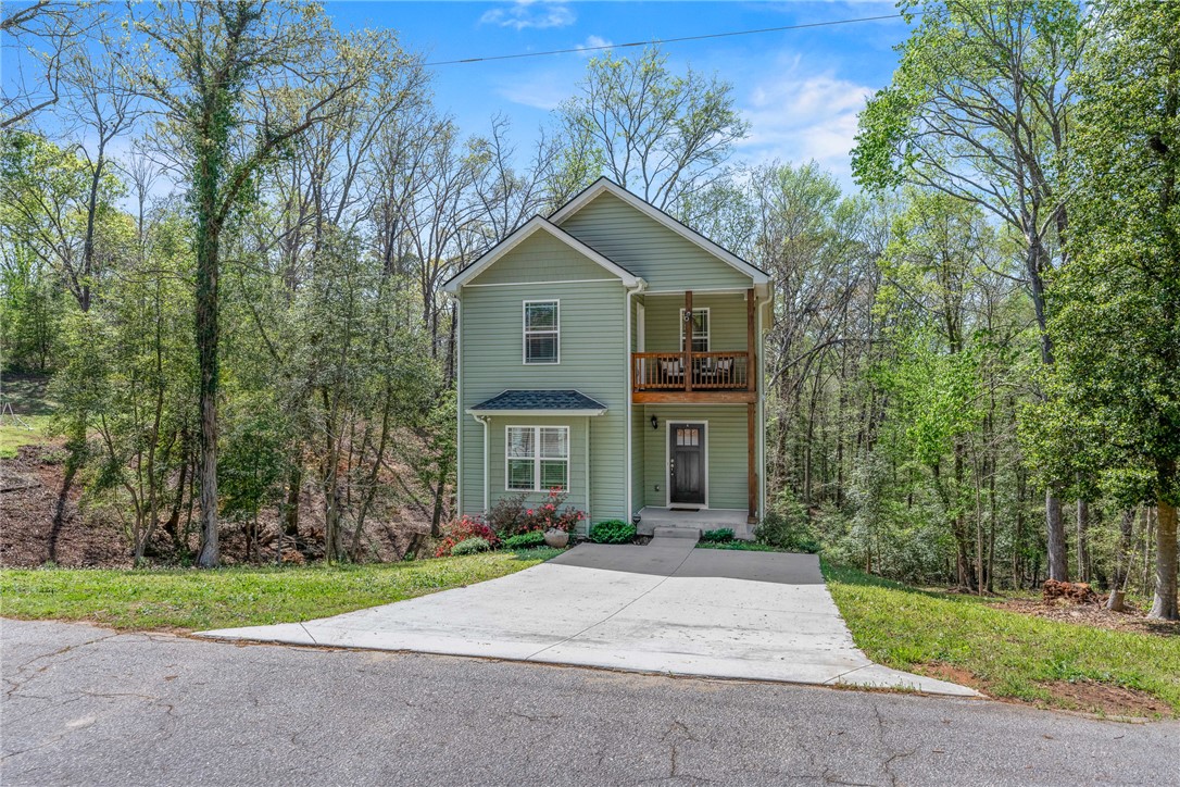 214 Country Glen Lane, Pelzer, South Carolina image 1