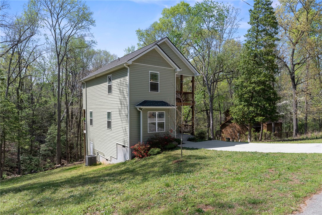 214 Country Glen Lane, Pelzer, South Carolina image 2