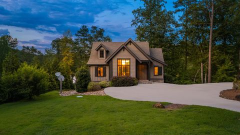 Photo of 382 Hideaway Cove, Seneca, SC 29672 (MLS # 20292354)