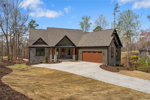 Homes For Sale - 2610 Dog Leg Lane<br/> Seneca, SC 29678