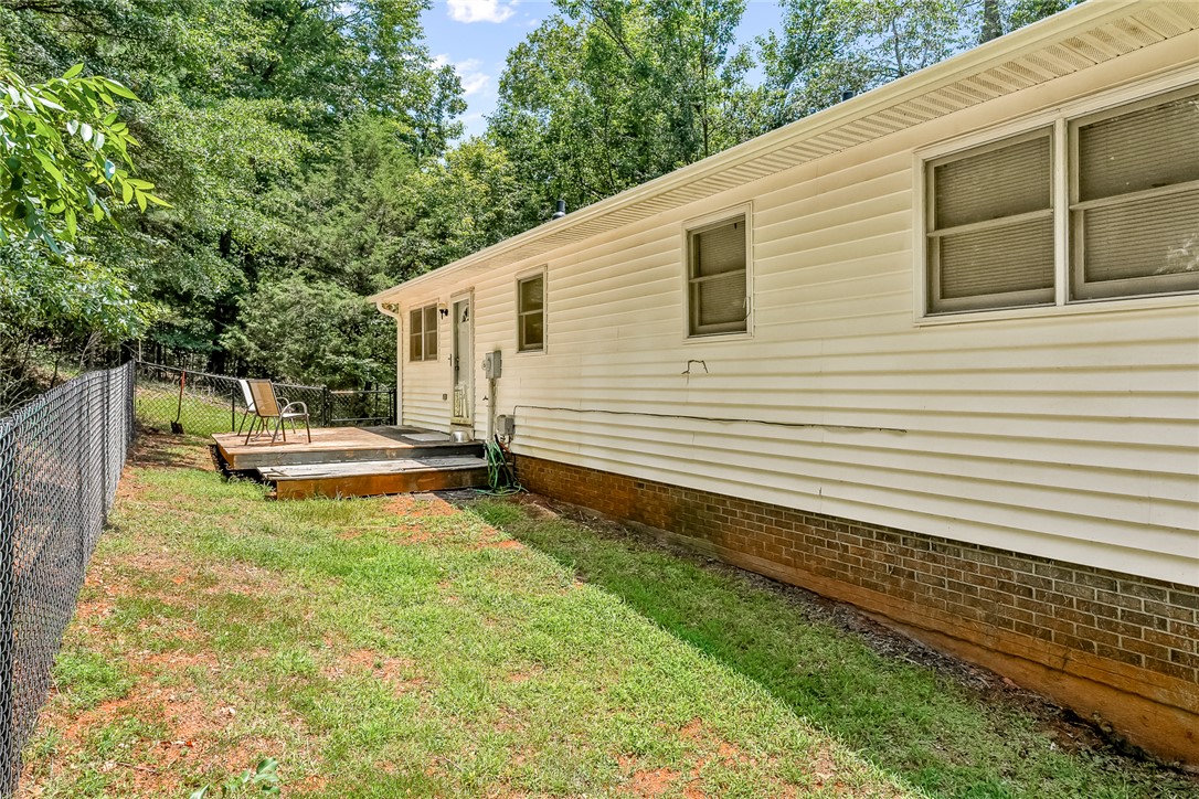 Anderson, South Carolina 29625, United States, 3 Bedrooms Bedrooms, ,2 BathroomsBathrooms,Residential,Active,161225