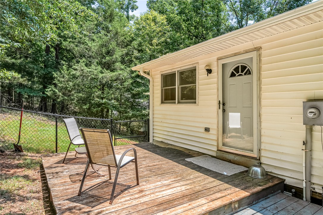 Anderson, South Carolina 29625, United States, 3 Bedrooms Bedrooms, ,2 BathroomsBathrooms,Residential,Active,161225