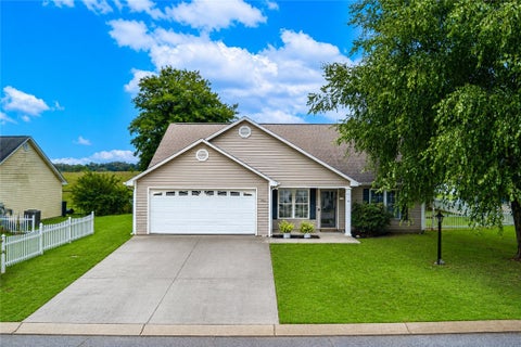 Photo of 402 Ashwood Lane, Anderson, SC 29625 (MLS # 20303850)